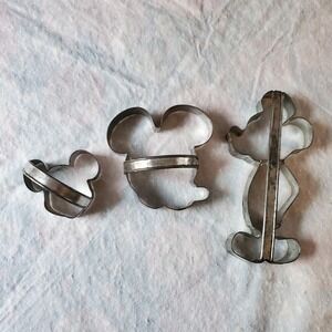 Vintage Disney‎ Mickey Mouse Cookie Cutter Lot Metal Aluminum